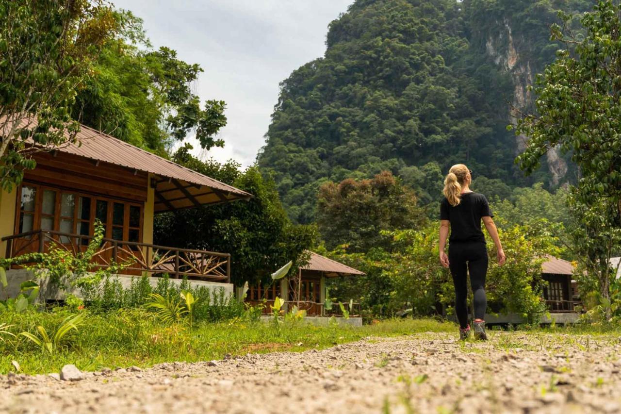 Monkey Mansion - Jungalows & Tours Khao Sok National Park Luaran gambar
