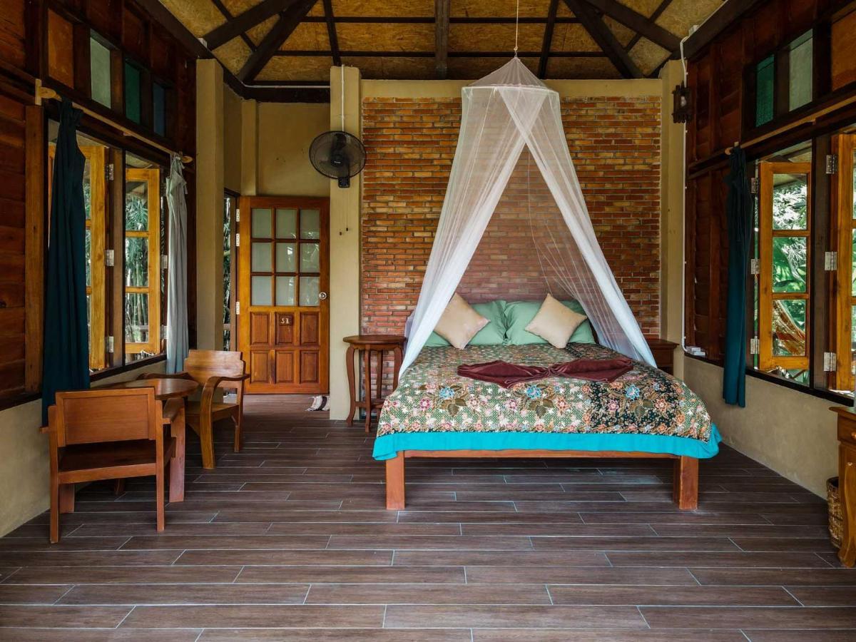 Monkey Mansion - Jungalows & Tours Khao Sok National Park Luaran gambar