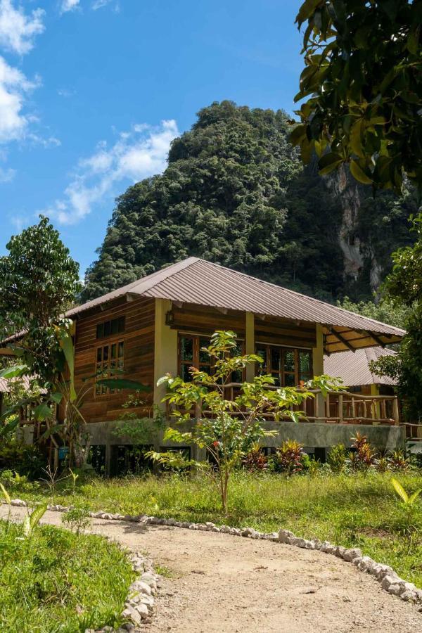 Monkey Mansion - Jungalows & Tours Khao Sok National Park Luaran gambar